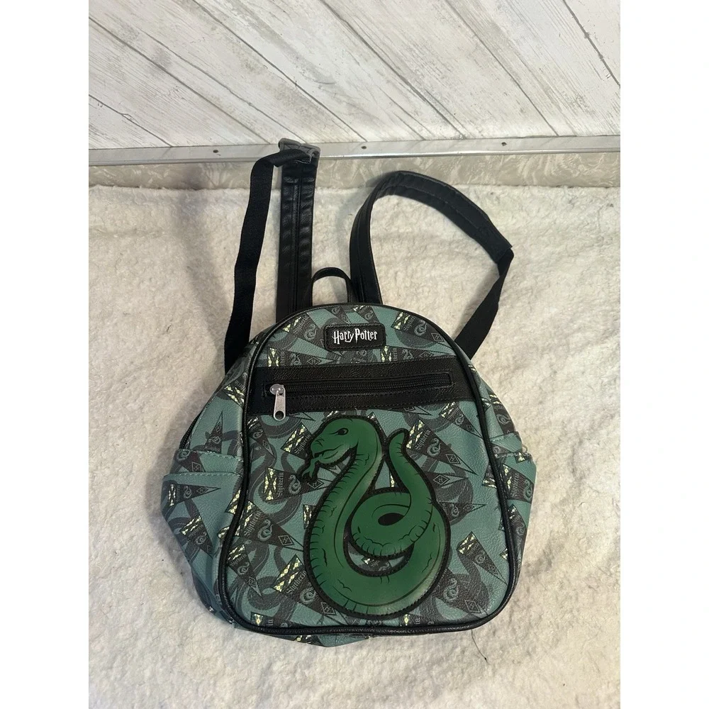 LOUNGEFLY  HARRY POTTER SLYTHERIN SNAKE GREEN BLACK MINI BACKPACK BAG UNISEX
